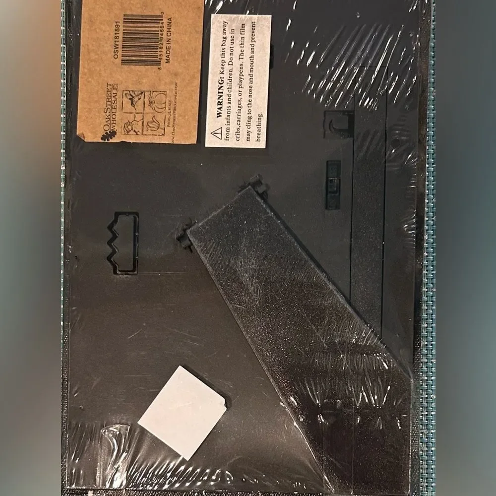 Romantic Black and White LED Wall Art - NWT